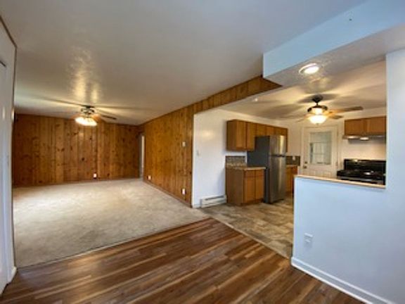 5th image of 59636 Rosedale Ave