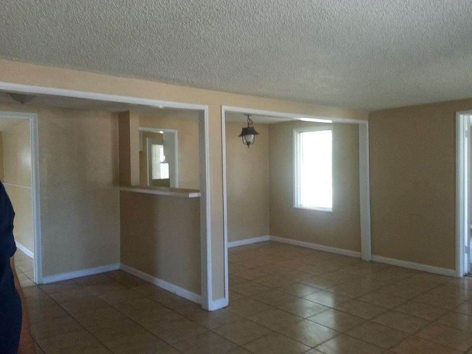 2nd image of 6590 Via Florencia