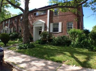 14461 Village Rd, Briarwood, NY 11435