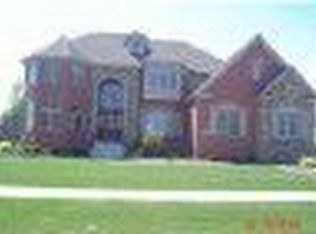 1121 Willowbrook Dr, Schererville, IN