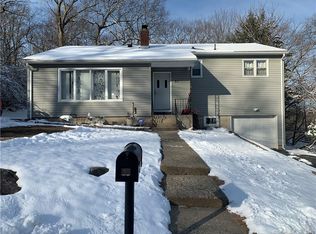 31 John St, Naugatuck, CT 06770