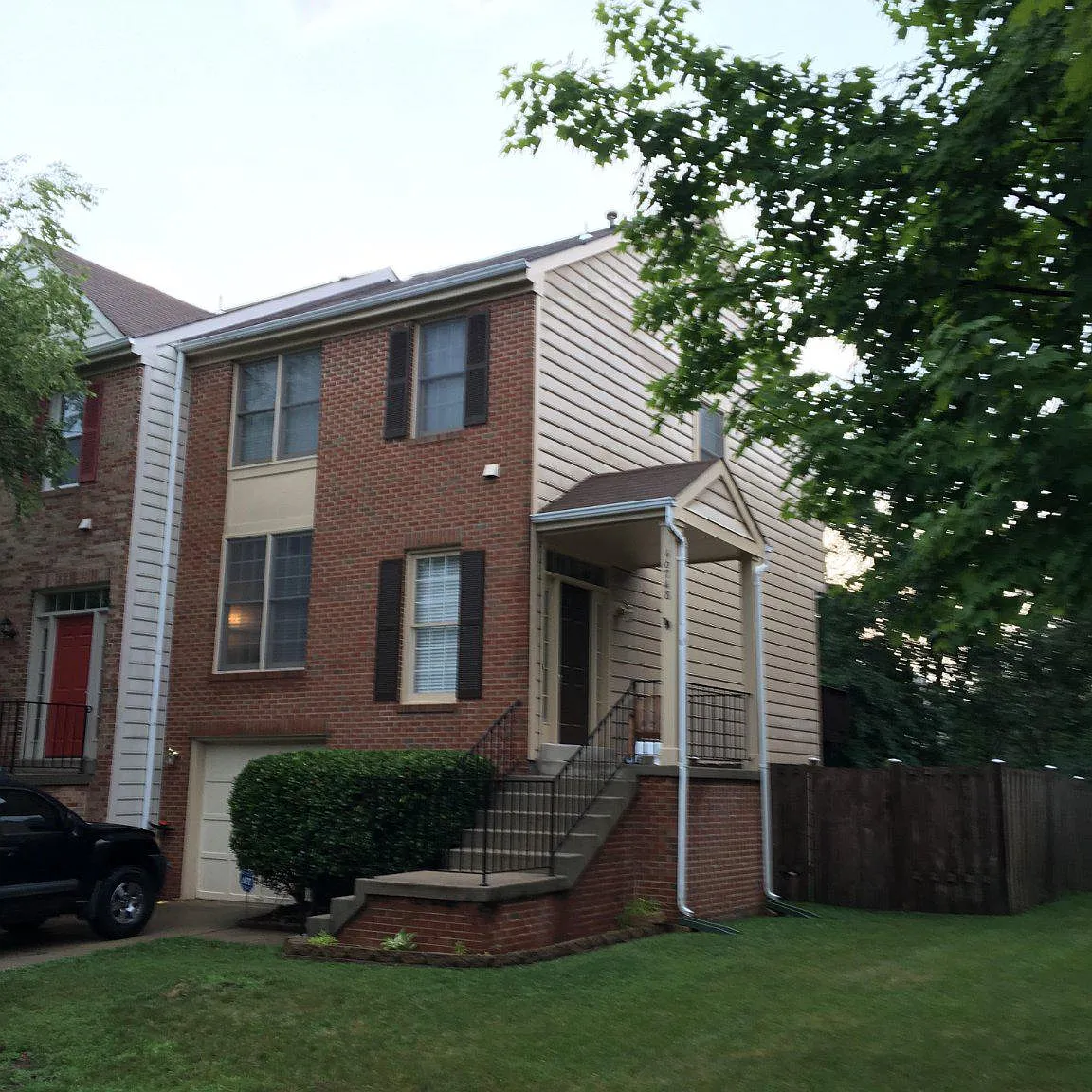 3 bed, 2.5 bath, 1762 sqft, $2,850 — Photo 1