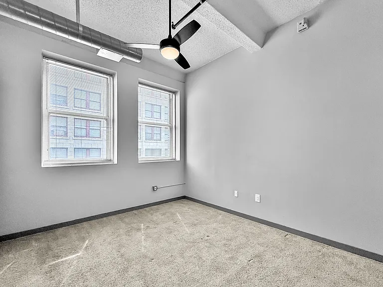 Library Lofts — Photo 19