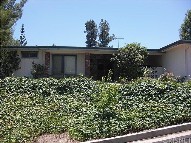 1st image of 5613 Wilhelmina Ave