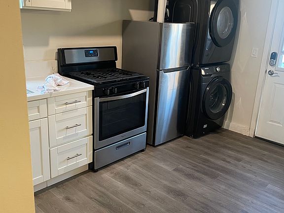 3rd image of 8731 S Denker Ave