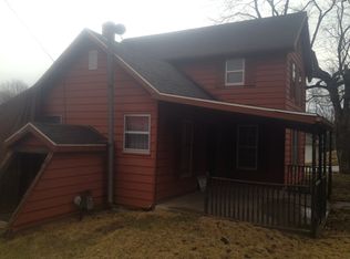 405 S County Rd, Hardin, IL 62047