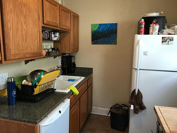 3rd image of 2395 Findley Ave