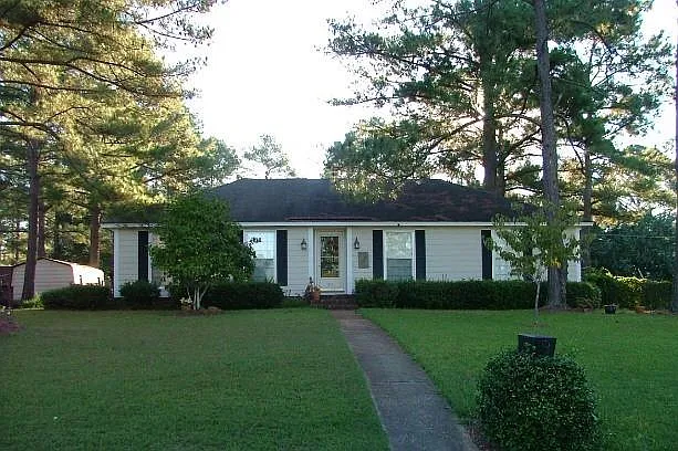 1534 Westwood Dr