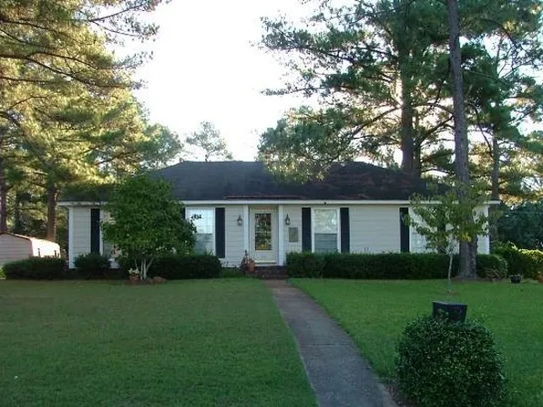 1534 Westwood Dr, Albany, GA 31721