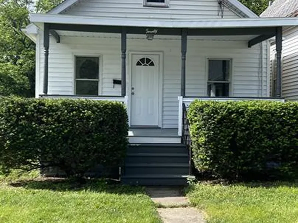 1020 E Kansas St, Peoria, IL 61603