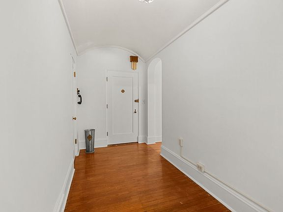 4th image of 5000 S East End Ave APT 2A