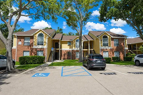 8714 Mallard Reserve Dr #201 Photo 1