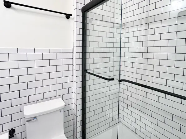 158 Weirfield Street image 8 of 11