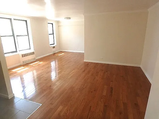 Rented by Level Group | media 14