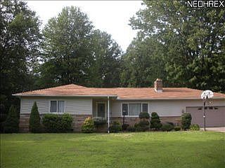 1st image of 395 Roosevelt Dr