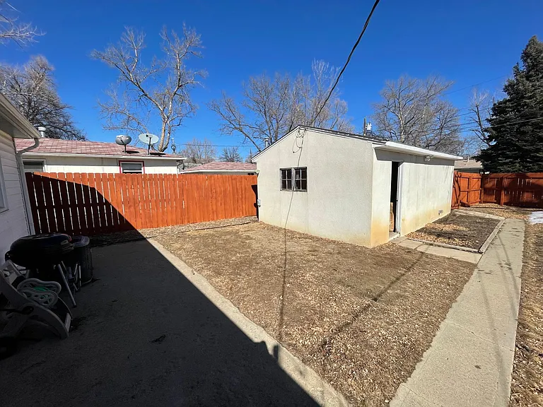 1330 Venice St — Photo 18