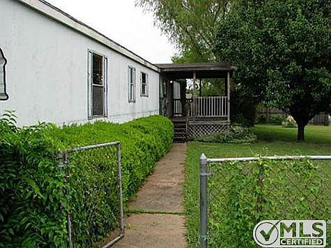 2nd image of 2100 Dove Creek Cir