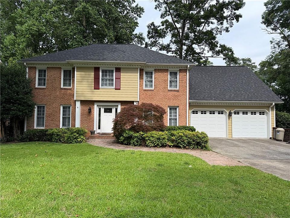 1st image of 461 Berrypatch Ln SE