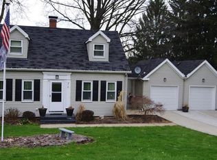 215 Linden Creek Rd, Canonsburg, PA 15317
