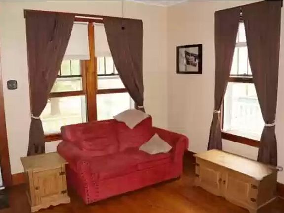 2nd image of 1206 Emerson Ave