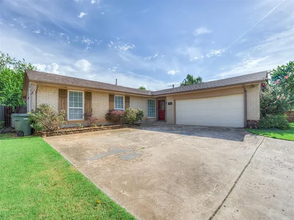 521 Harding Pl, Edmond, OK 73013