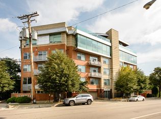 914 W Hubbard St APT 302, Chicago, IL 60642