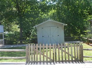 169 Club House Dr, New London, NC 28127