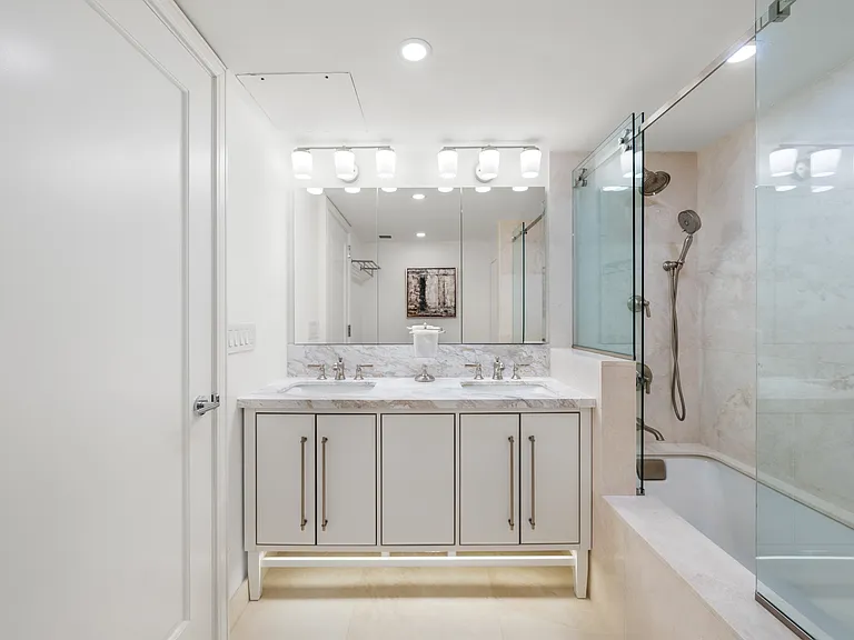 160 Central Park S #1817 — Photo 9