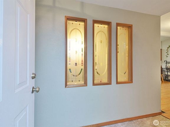 4th image of 12611 NE 197th Street