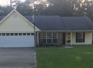 98 Edwards St, White Hall, AR 71602