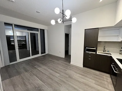 55 Cooper St Photo 1