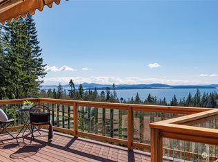 1715 Oyster Creek Ln, Bow, WA 98232