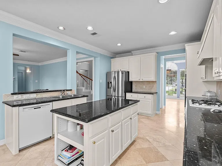 9610 Champions Cove Dr — Photo 14