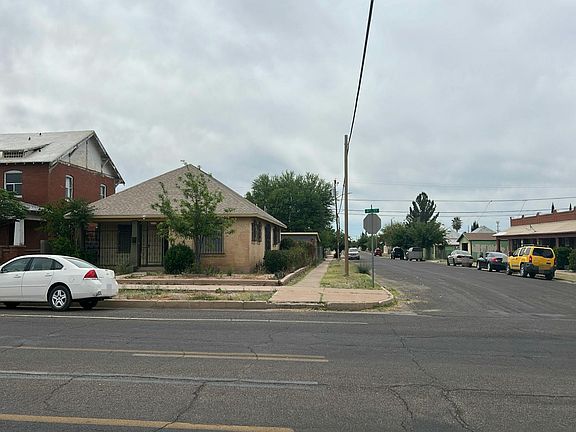 2nd image of 703 E 8th St