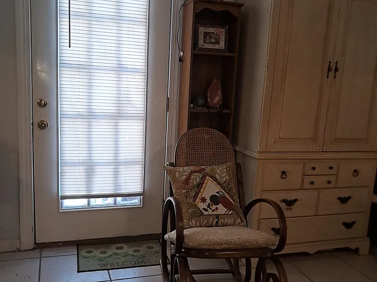 4208 Ponce De Leon Blvd — Photo 18