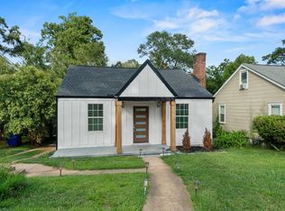 14 Hawthorne Ln, Greenville, SC 29605