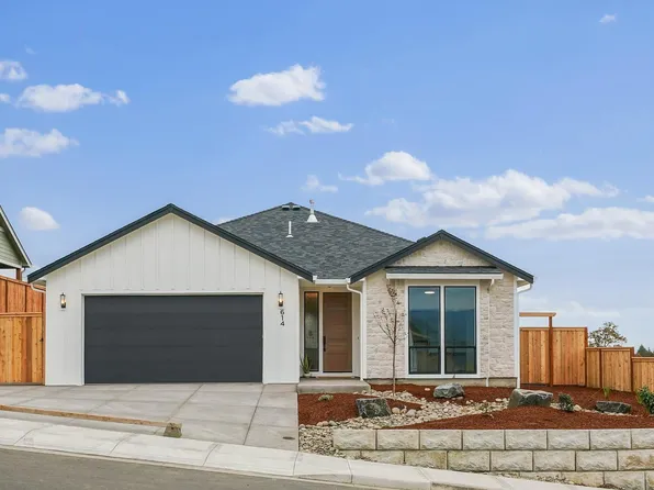 614 NW Cascade Mountain Dr, Dallas, OR 97338