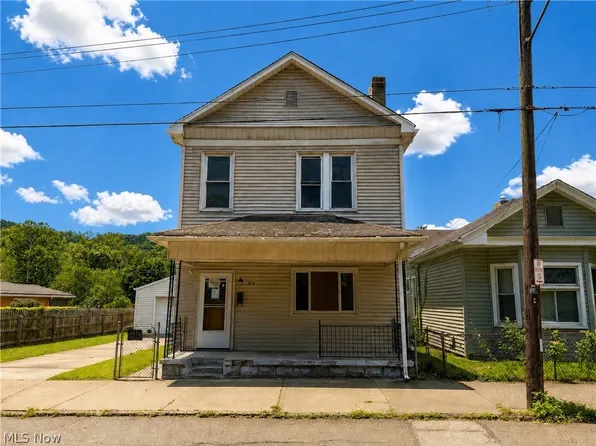 810 N 6th Ave, Steubenville, OH 43952