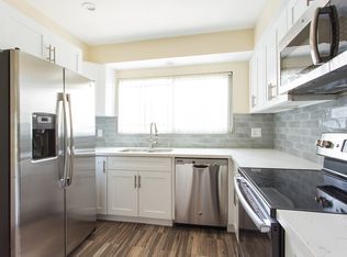 4749 Denny Ave APT 6, North Hollywood, CA 91602