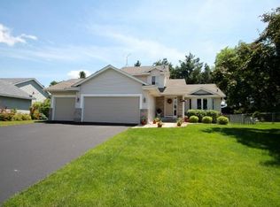 5700 Highland Trl, Big Lake, MN 55309