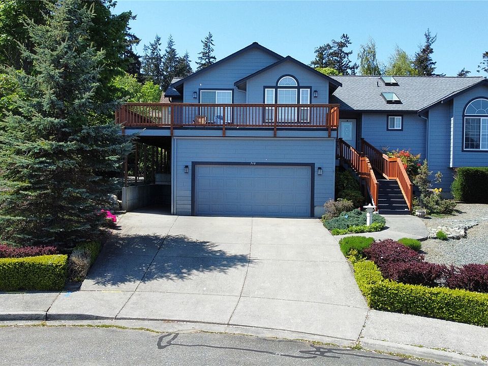 1st image of 710 SW Echo Loop
