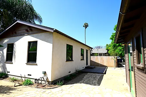 1964 Addison Way Photo 1