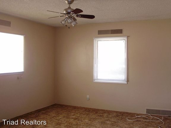 3rd image of 72164 El Paseo Dr