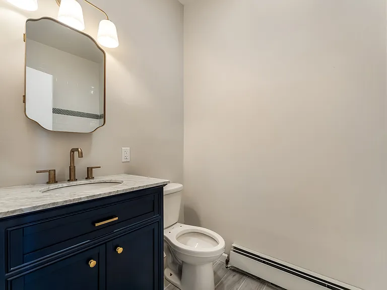809 Park Ave #4R8 — Photo 7