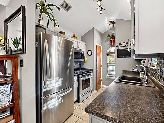 3rd image of 5429 Gold Rush Dr NW