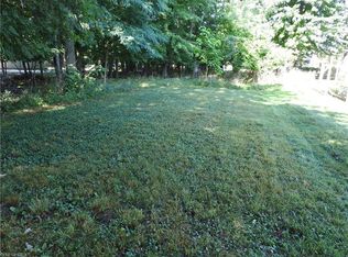 Columbia Rd, Westlake, OH 44145