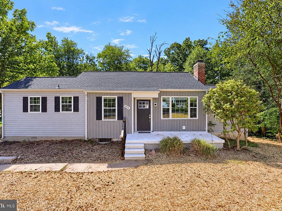 1st image of 914 Rock Spring Rd