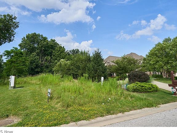 5th image of 3153-S/L Aviemore Way #133