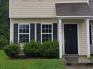 304 Burley Dr, Hubert, NC 28539