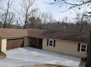 6624 Schooner Bay Ln, Hixson, TN 37343
